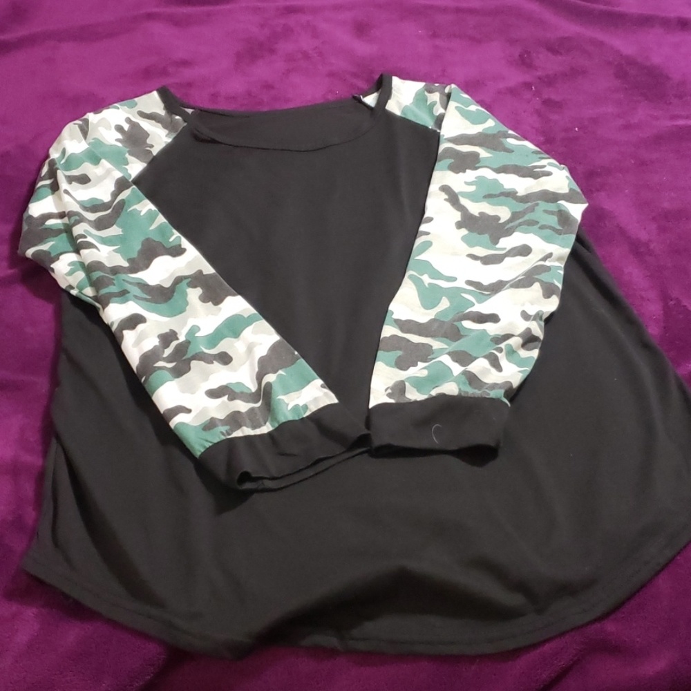 NWOT Camouflage Tee